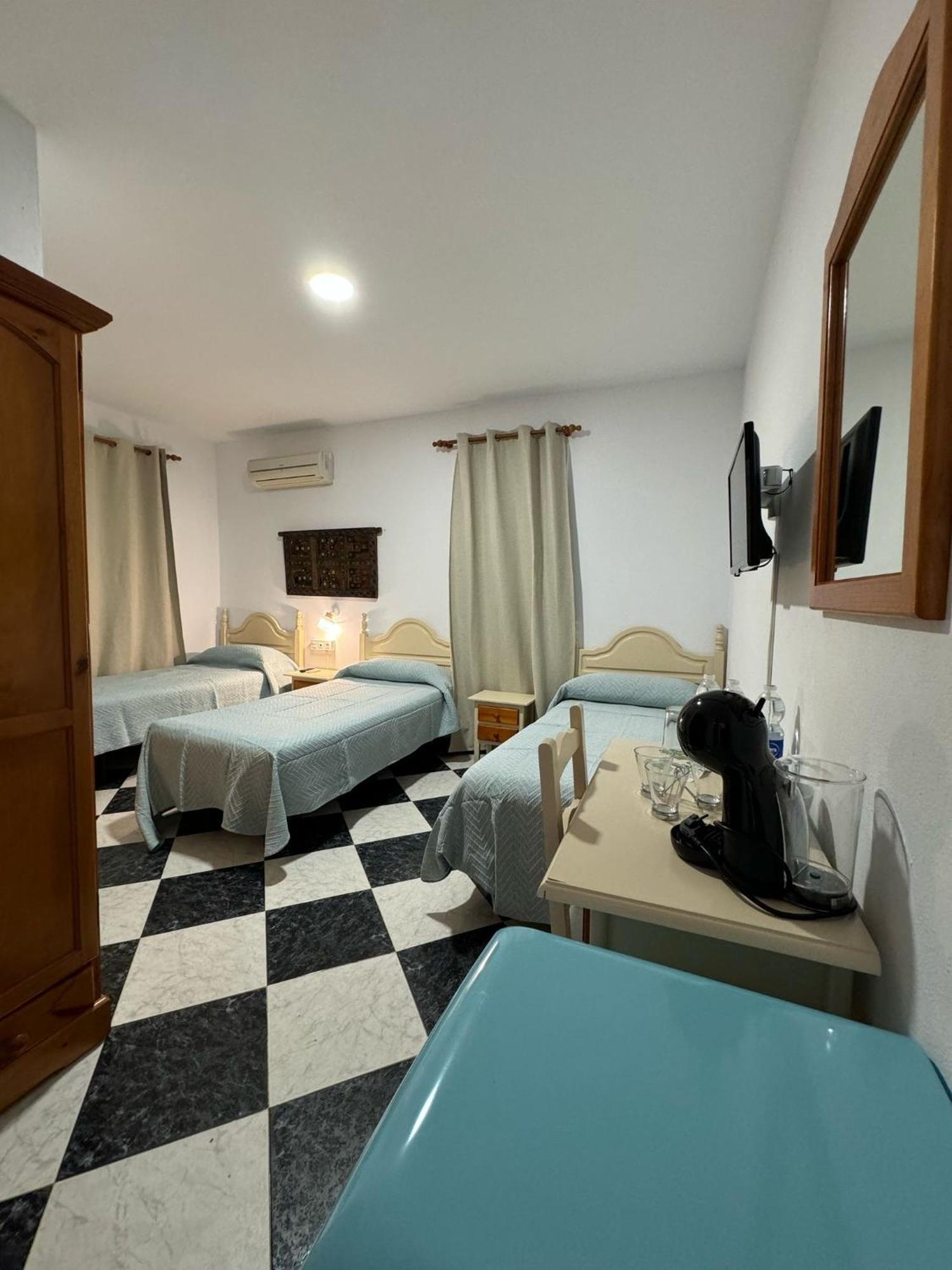 Hostal Del Faro Conil De La Frontera Zewnętrze zdjęcie